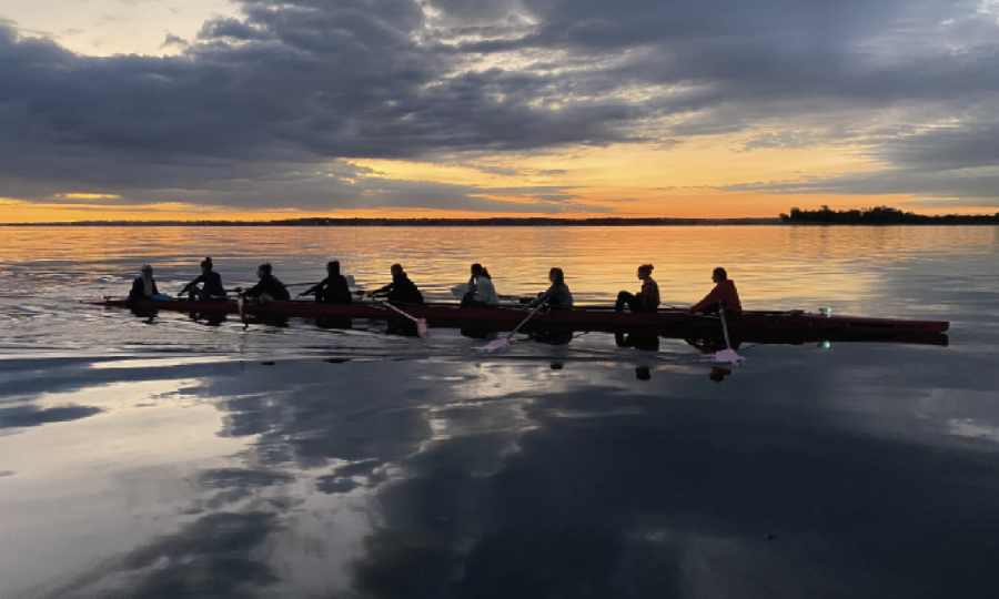 Olalla Levi ’23 rowing with her team.