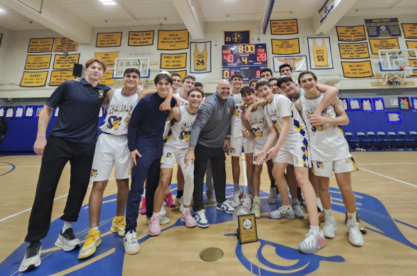 Varsity basketball team after winning the Sam Gyenes Memorial Tournament